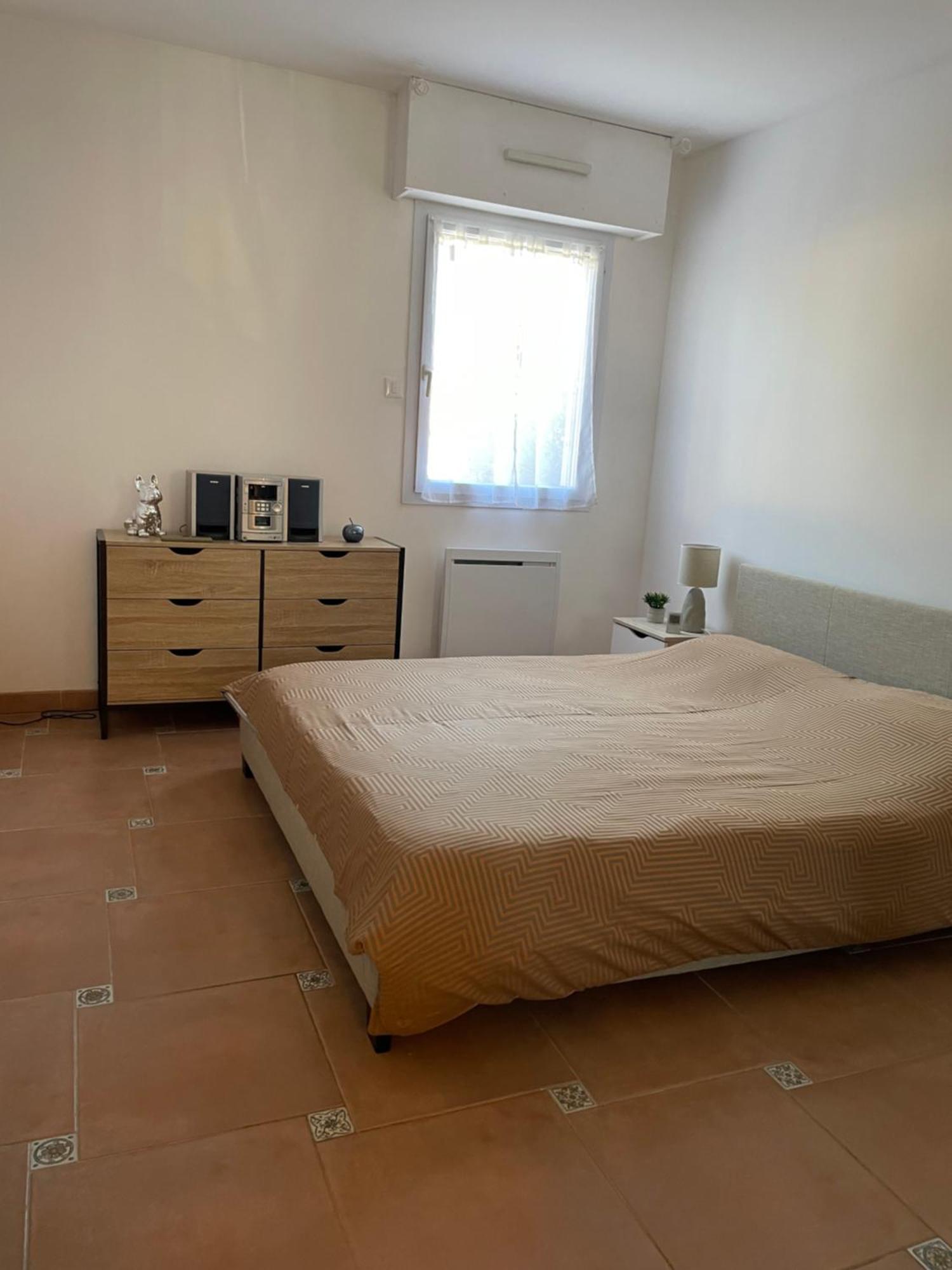 2 Pieces Saint Raphael Renove, Classe 4 Etoiles, 100 M Plages, Piscine, Tennis, Parc, Terrasse, Jardin Privatif Екстериор снимка